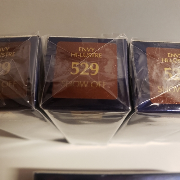 ESTEE LAUDER Pure Color Envy Lipstick *SHOW OFF* - Picture 2 of 4